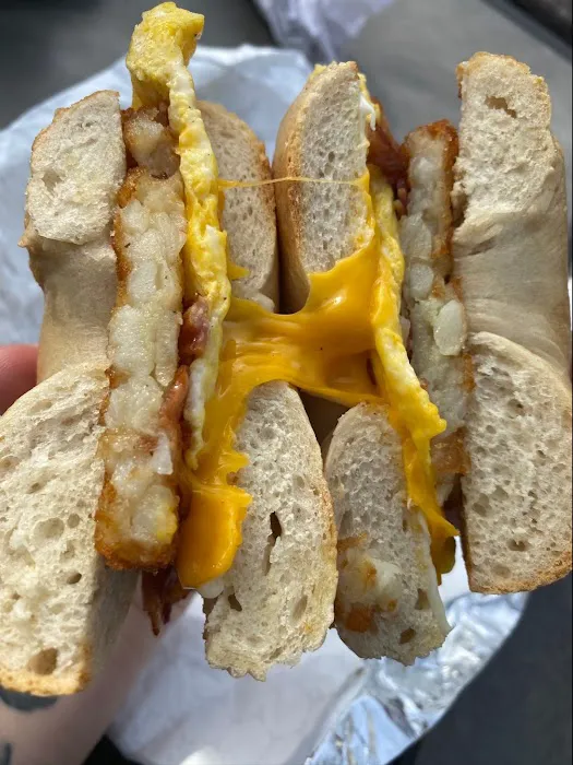 D & R Bagels Picture 7