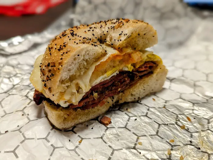 D & R Bagels Picture 2