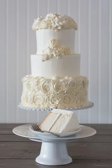 White Flower Cake Shoppe Picture 1