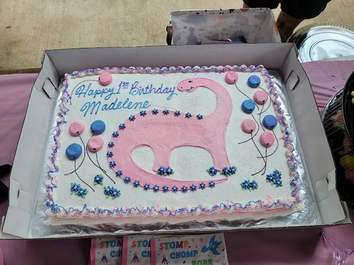 Cakes by Maria & Joe Picture 4