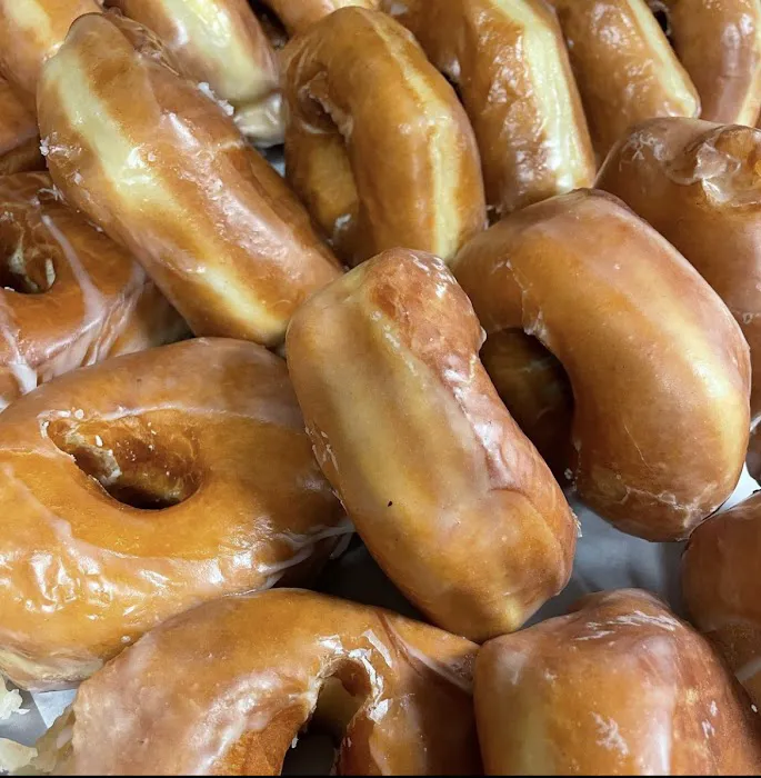 Nik's Donuts Picture 4