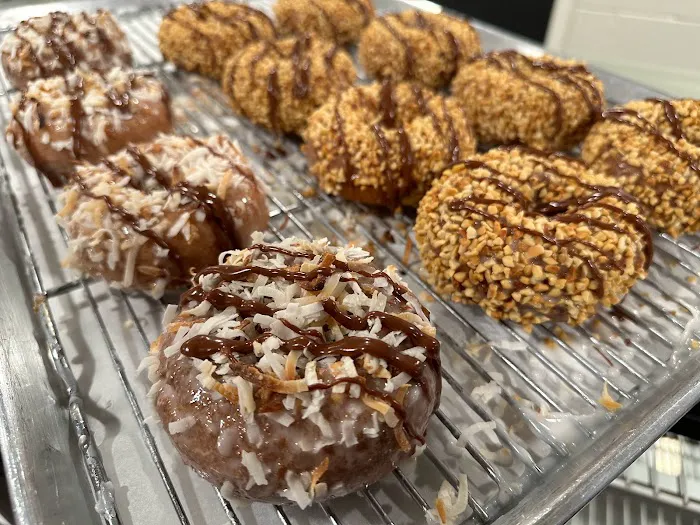 Nik's Donuts Picture 2