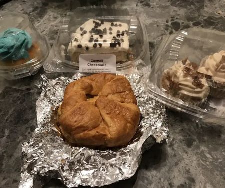 I Love You To The Moon and Back Bakery
