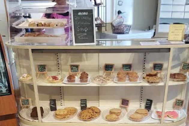 Sweeter Than Honeycomb Bakery