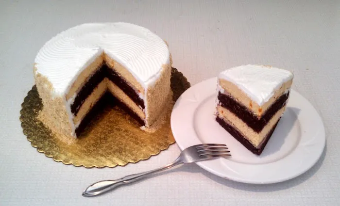 Reeves Cake Shop Picture 2