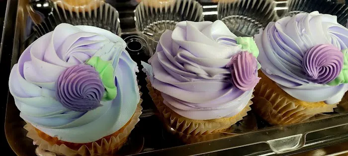 Stacked Akron Cakes Picture 1
