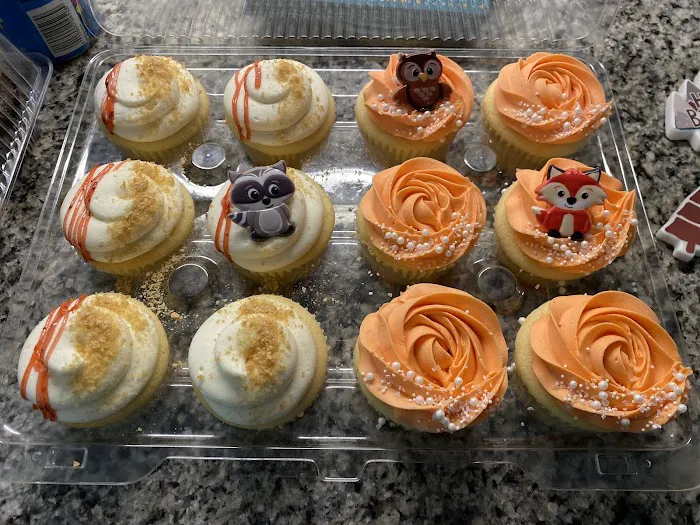DS Cakes and Sweet Cafe Picture 6