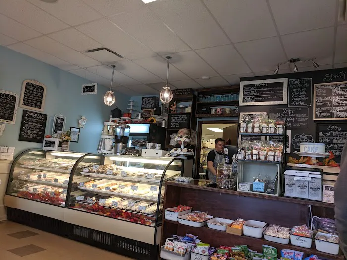 DS Cakes and Sweet Cafe Picture 10