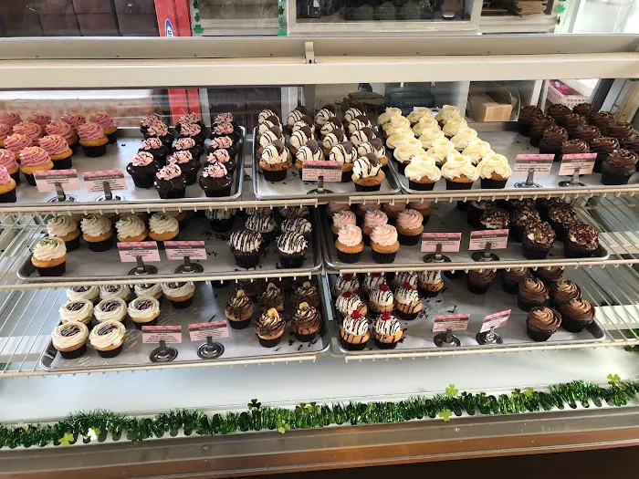 The Confectionary Cupboard Picture 8
