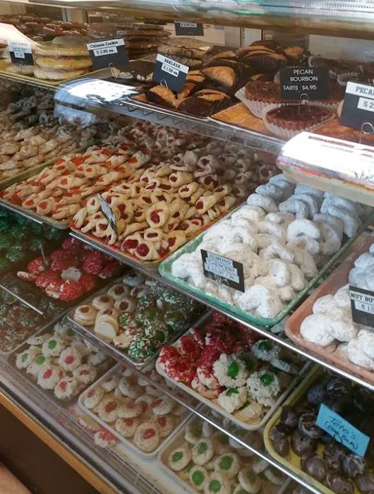 DiBlasi's Bakery Picture 4
