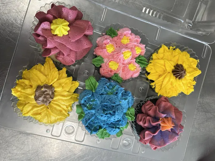 Mavalee's Bake Shop Picture 3