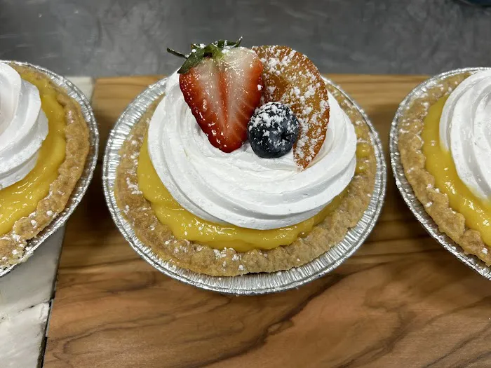 Mavalee's Bake Shop Picture 2