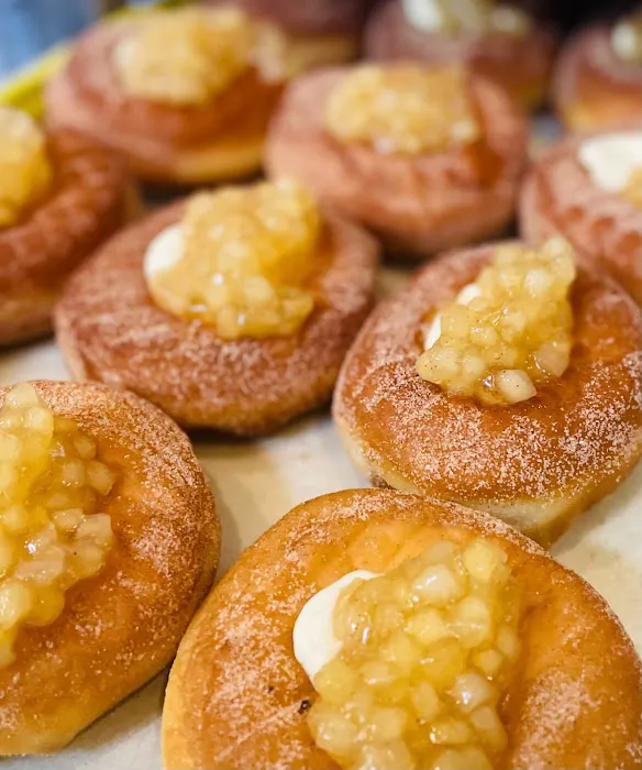 Maggies Doughnuts Chardon Picture 3