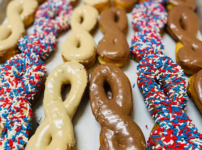 Maggies Doughnuts Chardon Picture 5