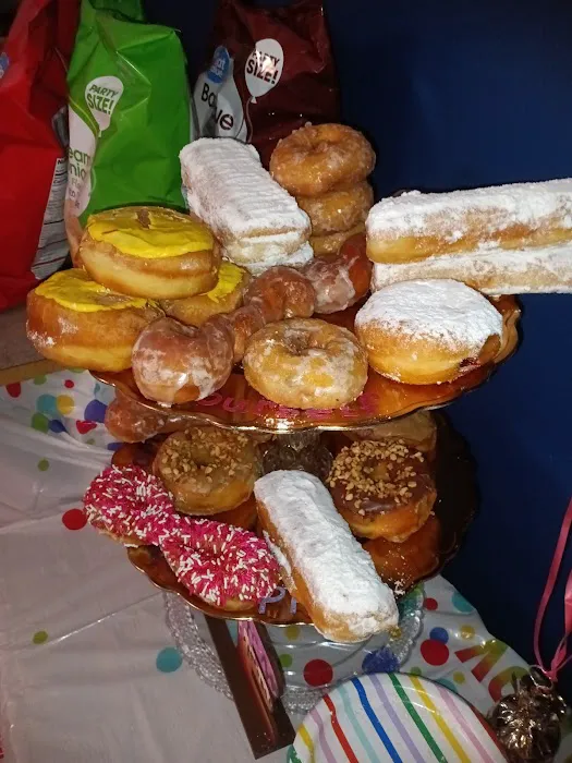 Maggie's Doughnuts Picture 7