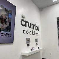 Crumbl - Mentor ico