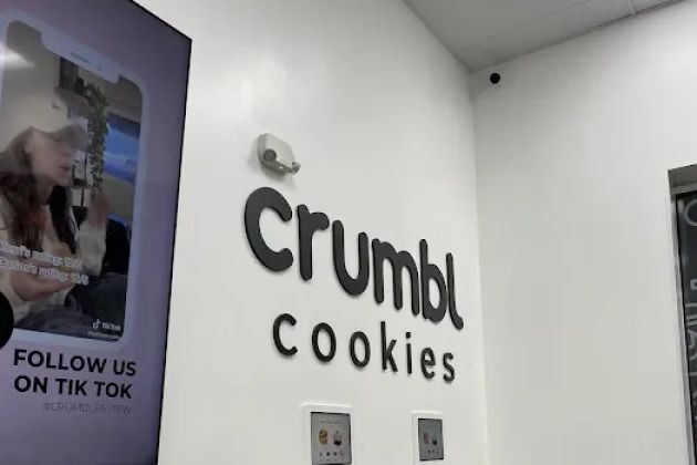Crumbl - Mentor