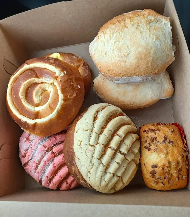 De Leon Bakery Llc Picture 10