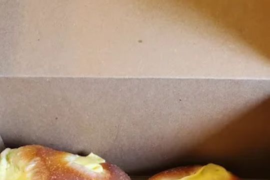 De Leon Bakery Llc