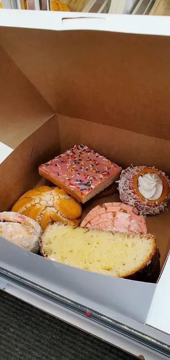 De Leon Bakery Llc Picture 9