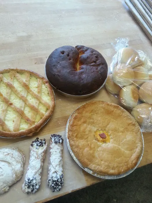 T & T Bakery/Deli Picture 6