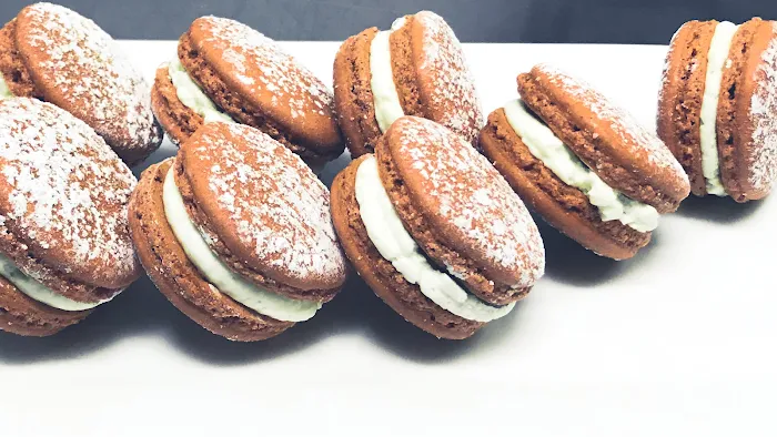 Lavender Jones Macarons Picture 4