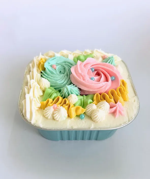 Corner Piece Confectionary Picture 2