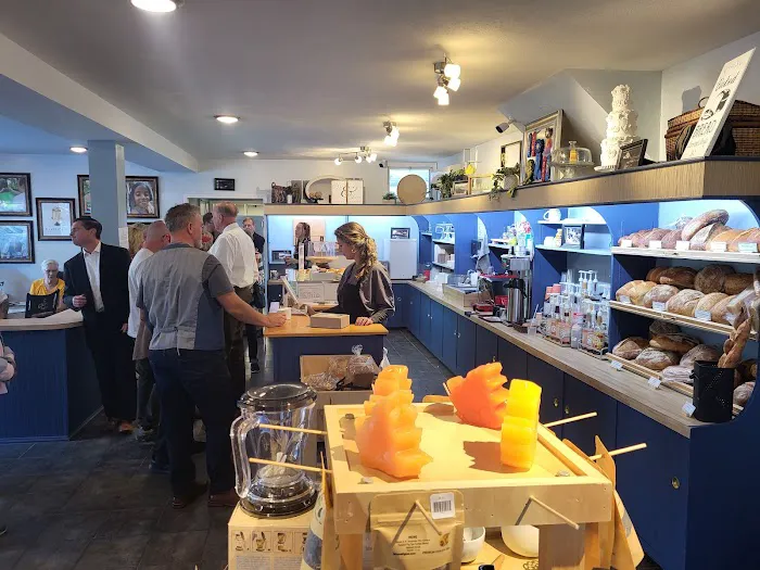Bakehouse at Maple Lake Picture 4
