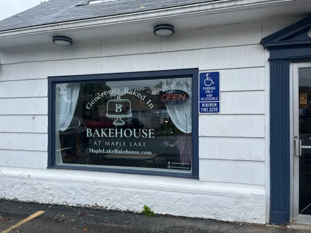 Bakehouse at Maple Lake Picture 8