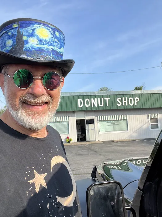 Donut Shop - Huron, OH Picture 6
