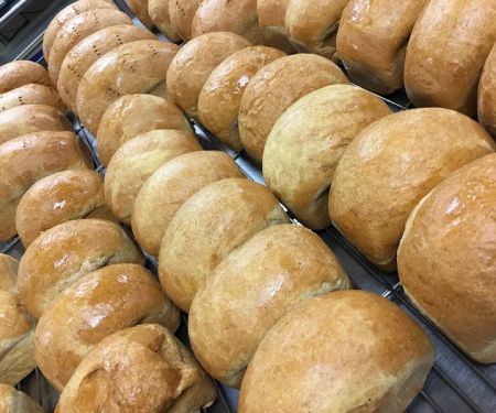 Amish Door Bakery