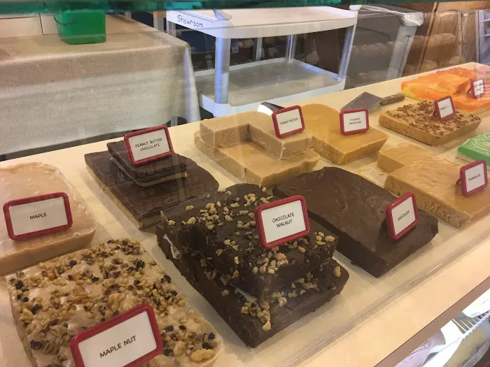 Amish Door Bakery Picture 9