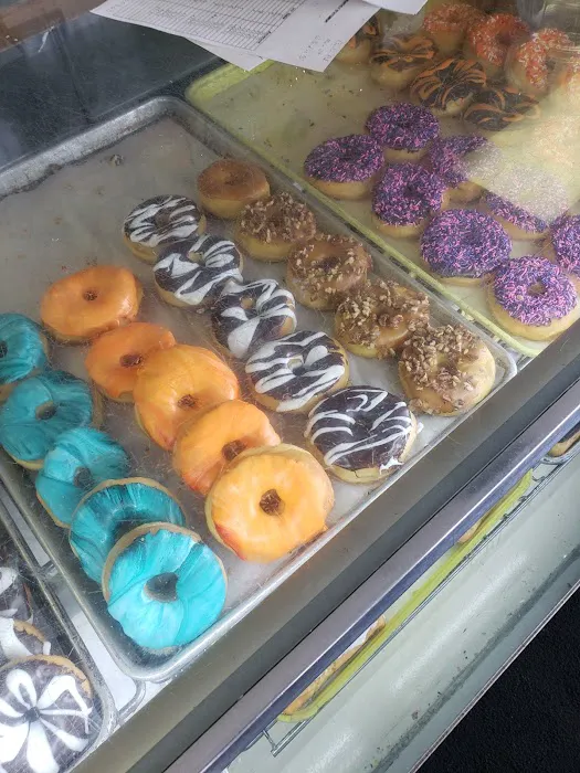House of Donuts Picture 3