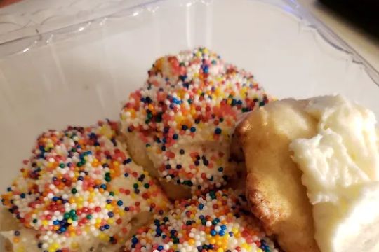 House of Donuts