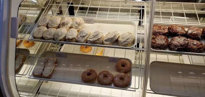Esther's Home Bakery Picture 9
