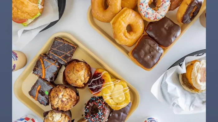 Mary Ann Donuts Shop Picture 4
