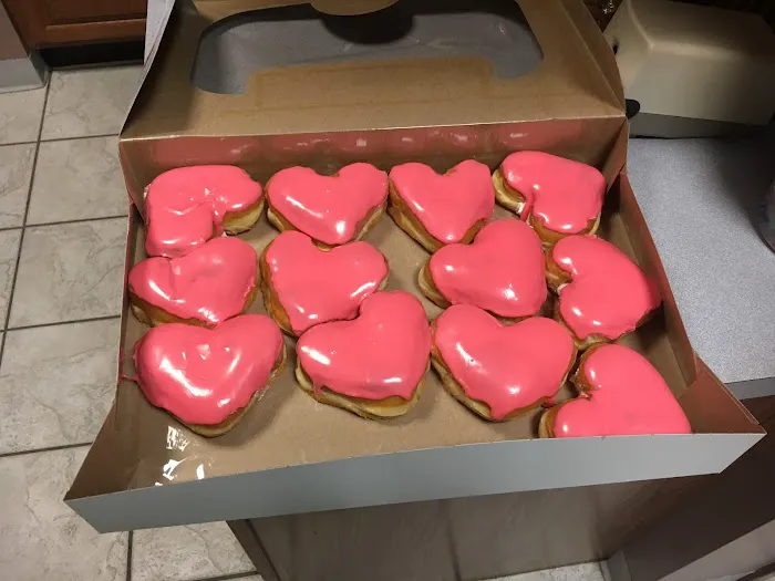 Mary Ann Donuts Shop Picture 7