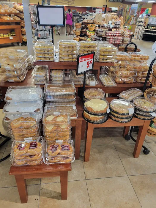 Giant Eagle Bakery Picture 7