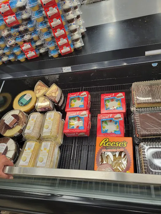 Giant Eagle Bakery Picture 3