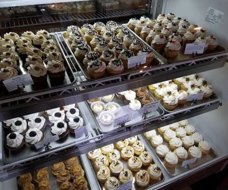 Nom Nom Baked Goods