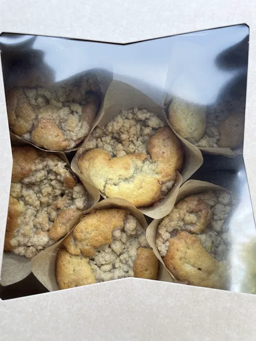 Birds of a Feather Bake Shop & Boutique Picture 1