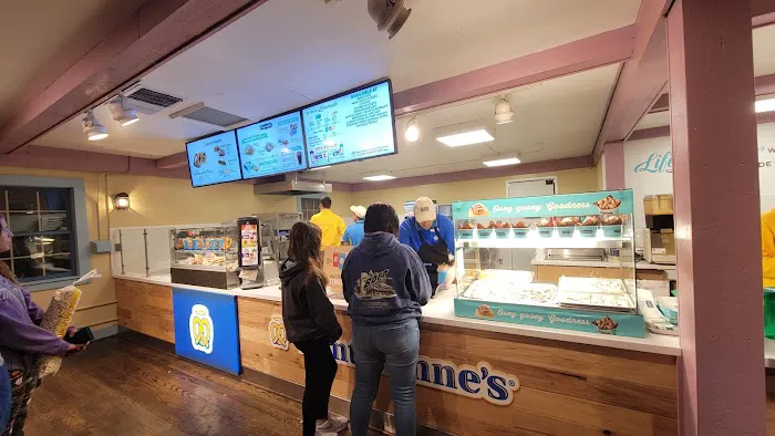Cinnabon Picture 1