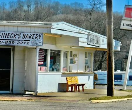 Steineck's Donuts & Cakes