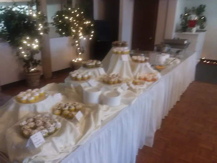 Colonade Room Picture 4