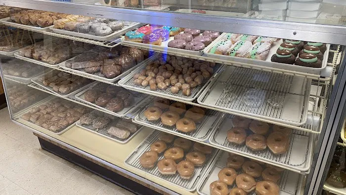 Johnnie's Bakery of Canton Picture 1