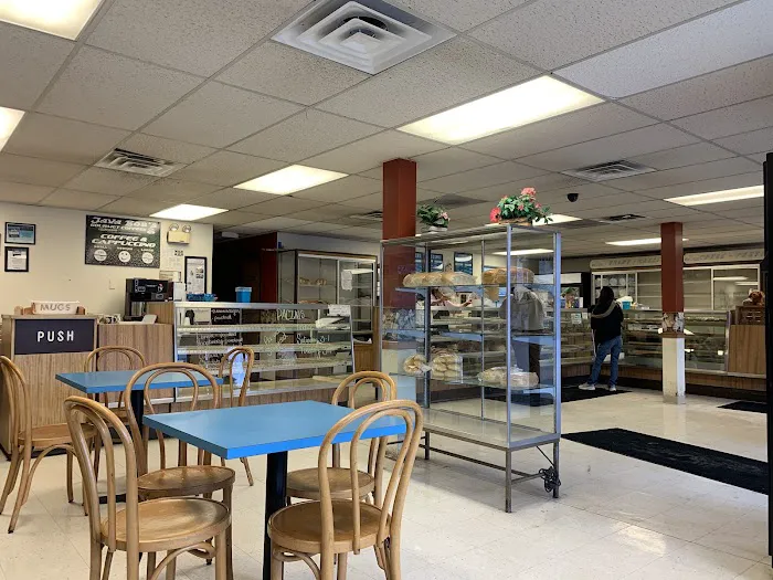 Johnnie's Bakery of Canton Picture 2