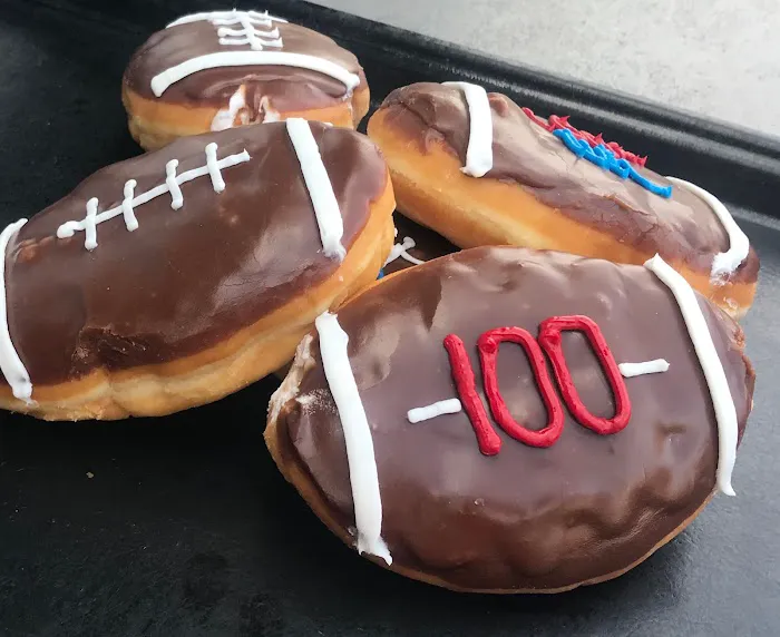 Mary Ann Donuts Shop Picture 2