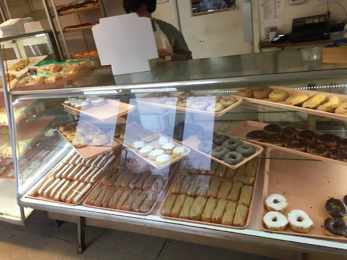 R and M Bakery Picture 7