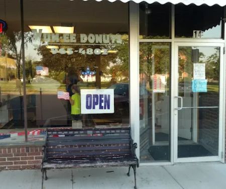 Yum-Ee Donuts