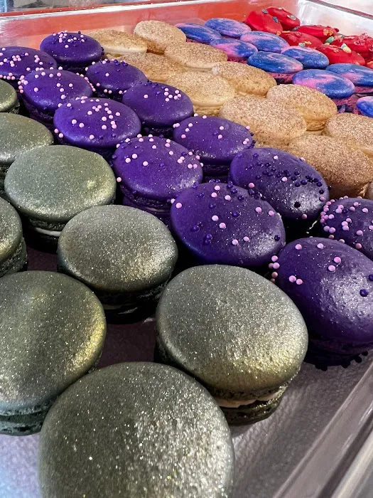 Passion at Midnight Macarons Picture 9